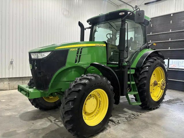 2013 John Deere 7230R Tracteur