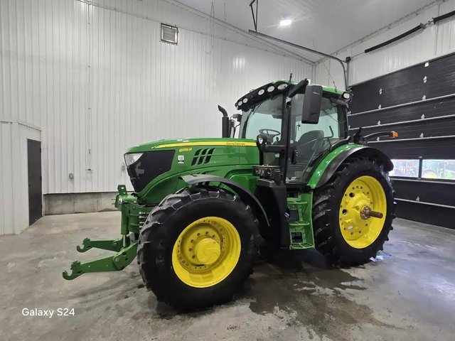 2018 John Deere 6155R Tracteur