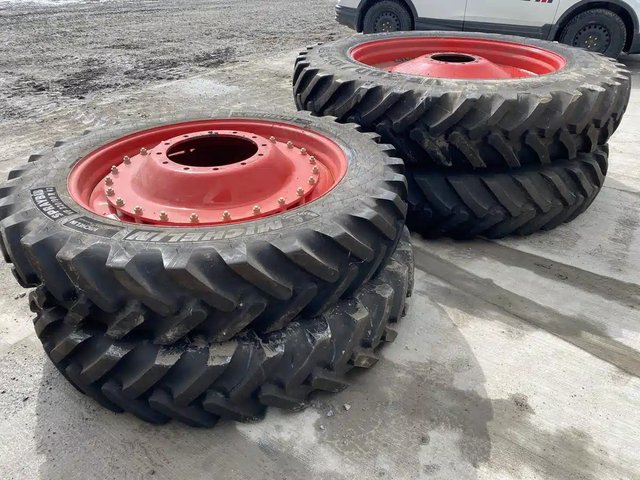 2022 Trelleborg VF380/105R50 Pneus