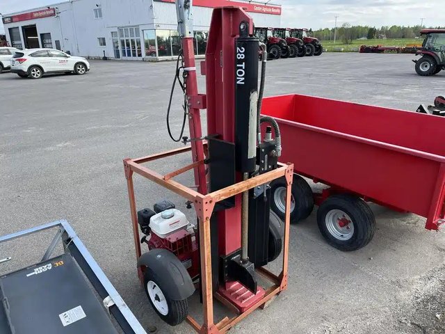 Case IH 28 tonnes Processeur à bois