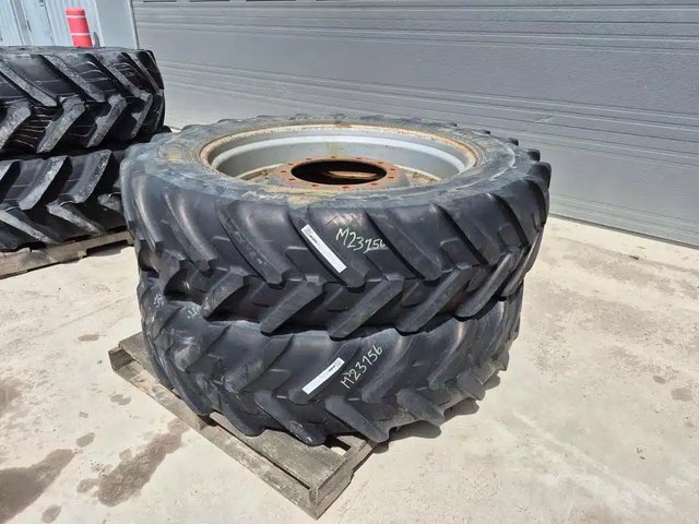 2016 Michelin 380/80R38 Pneus