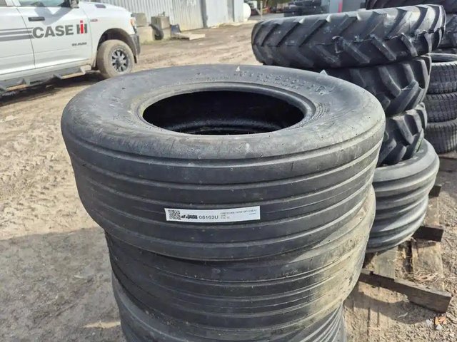 2022 Firestone 9.5L-15 Pneus