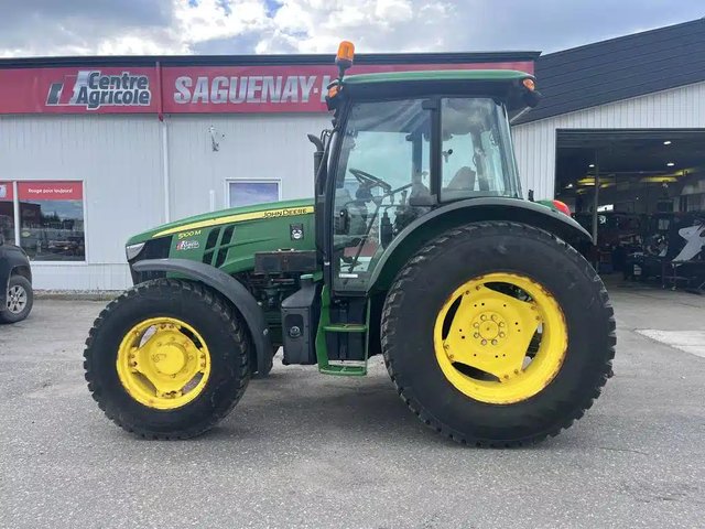 2016 John Deere 5100M Tracteur