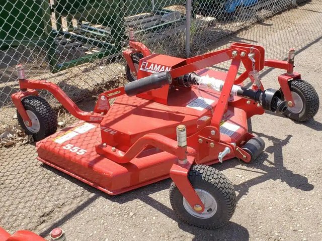 2020 Farm King Y555 Tondeuse de finition