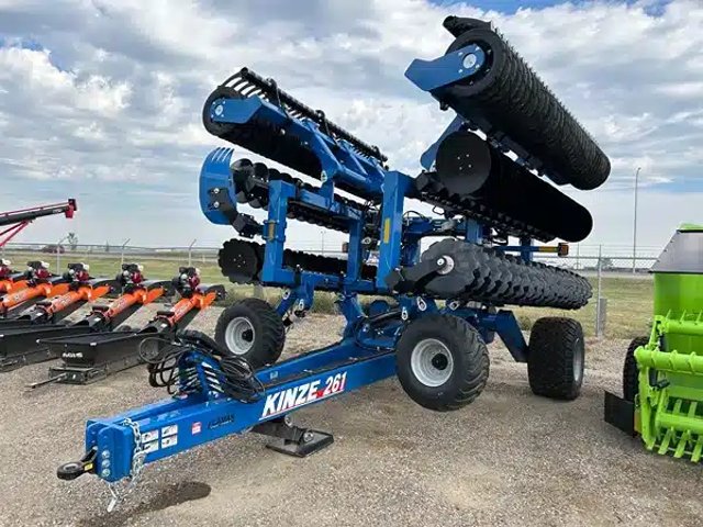 Kinze 261 Labour vertical