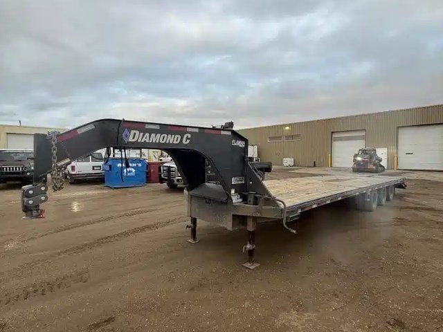 2021 Diamond C FMAX310 Remorque - Plateforme