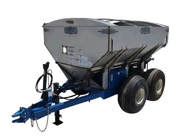 Doyle 8 Ton Fertilizer Épandeur à chaux