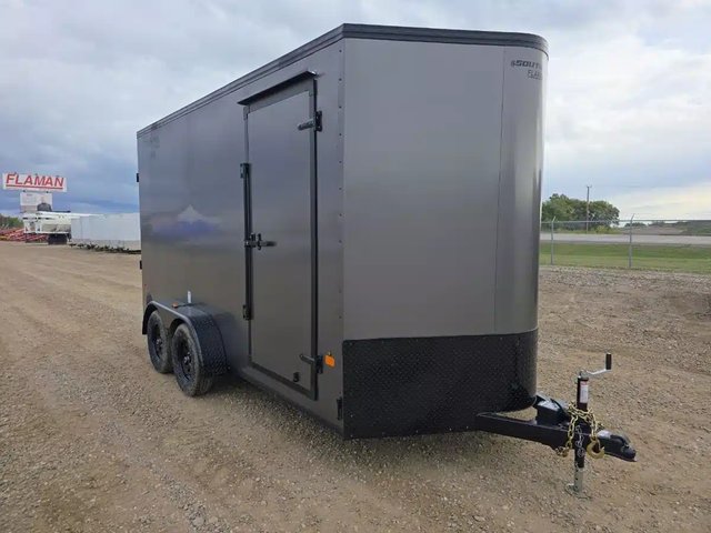 2027 Royal Cargo LCH Remorque fermée