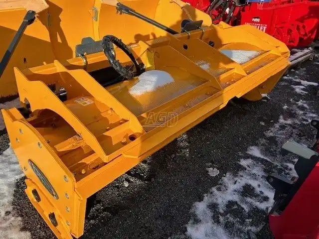 2023 S. Houle C7/12-30 Gratte à neige