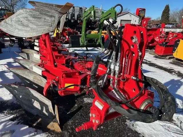 2023 Pottinger SERVO 45 S PLUS NOVA Charrue