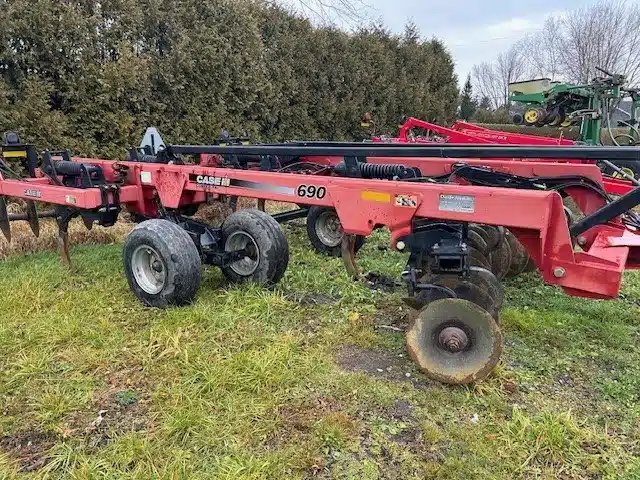 Case IH 690 disque scarificateur