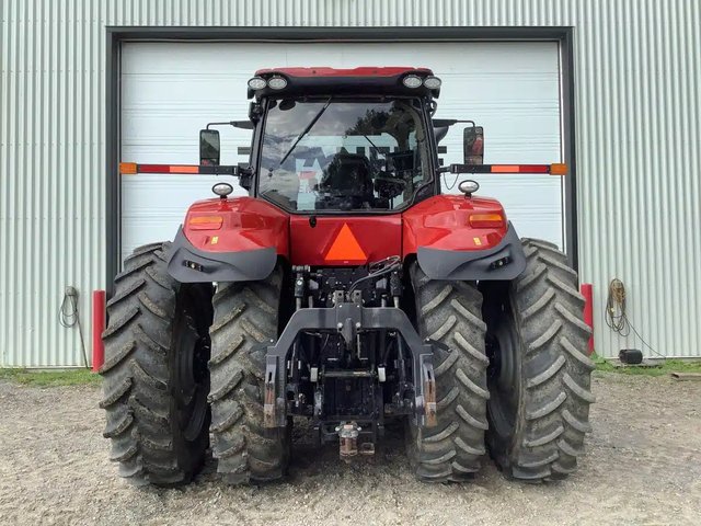 2022 Case IH MAGNUM 340 Tracteur