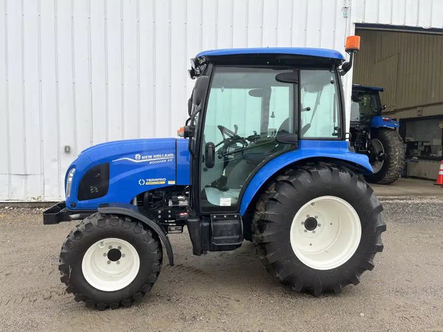 2023 New Holland BOOMER 55 Tracteur