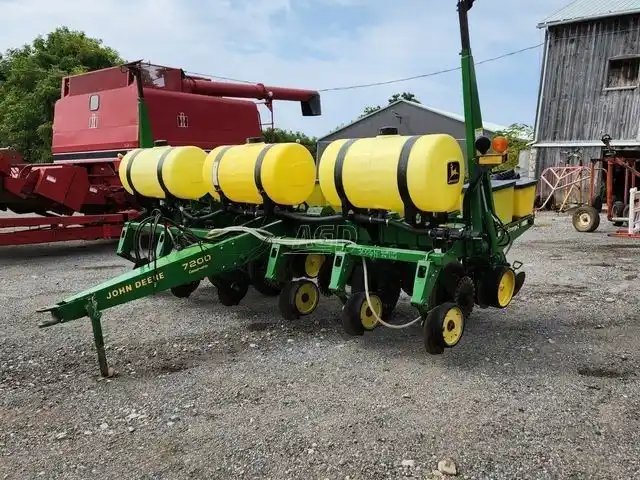 John Deere 7200 Planteur