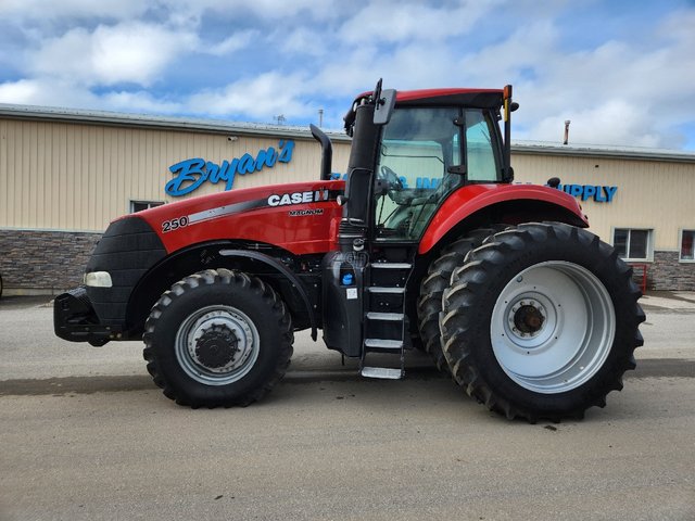 2018 Case IH MAGNUM 250 Tracteur
