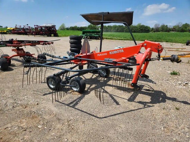 Kubota RA1035 râteau