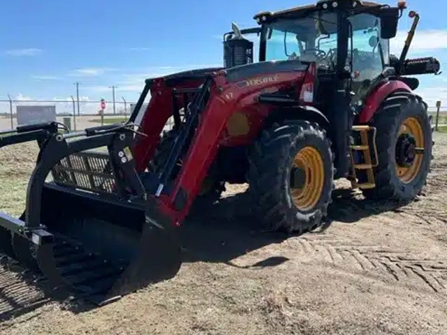 2023 Versatile NEMESIS 210 Tracteur