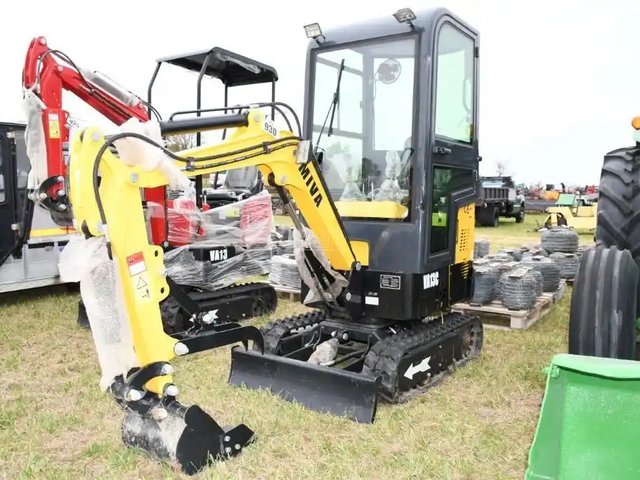 2023 MIVA VA13C Excavatrice