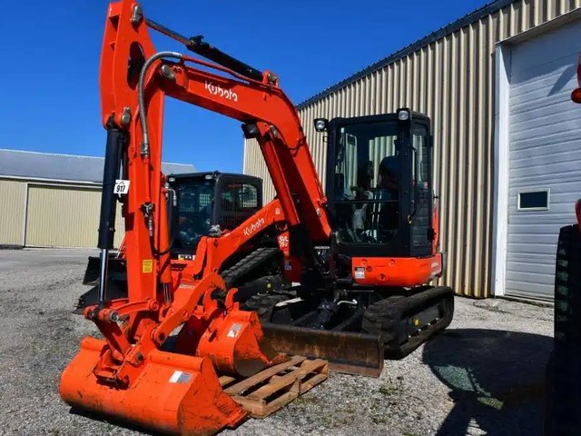 2022 Kubota KX040-4 Excavatrice