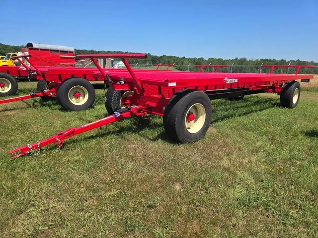 John BM Mfg Ltd. FARMBOSS 8.5X30 Chariot à ballots