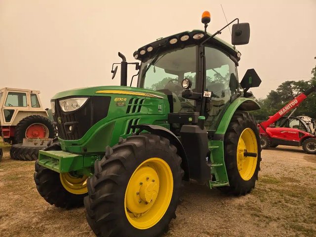 John Deere 6130R Tracteur