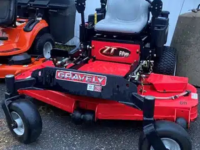 2011 Gravely HD60 Tondeuse à rayon de braquage zéro