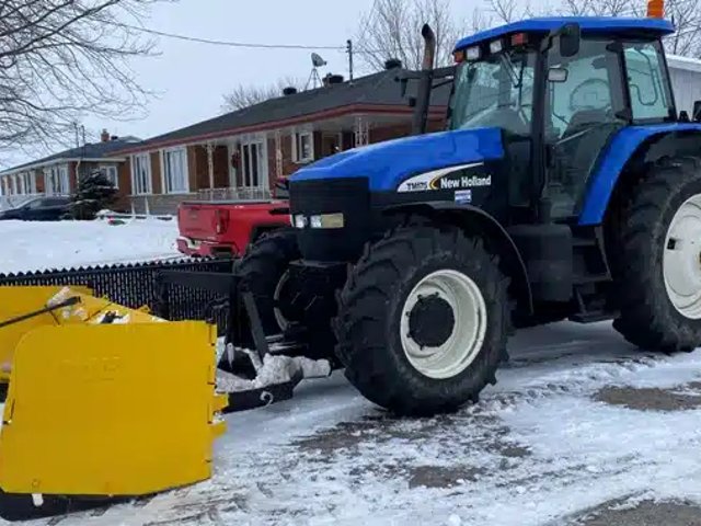 2004 New Holland TM175 Tracteur