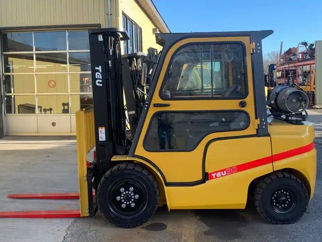2022 TEU PRO 30 chariot élévateur