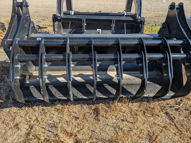 2023 HLA Attachments MBHVSBFD96 Mélangeur de fourrage