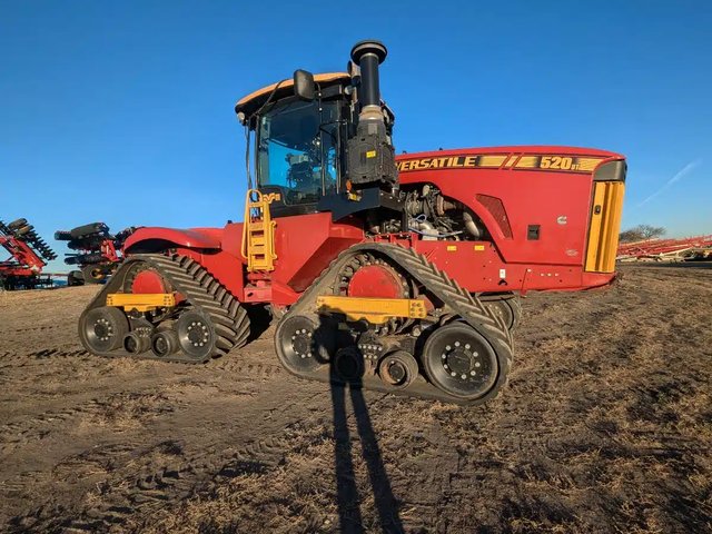 2018 Versatile 520DT Tracteur