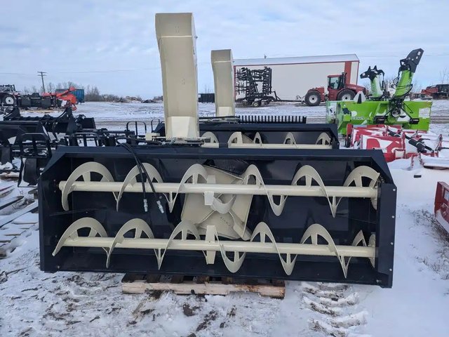 2024 Farm King YC9620Q-4 Souffleur à neige