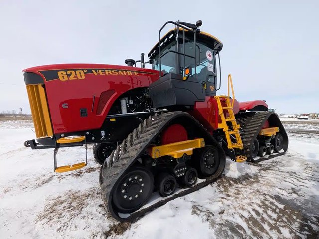 2025 Versatile 620DT Tracteur