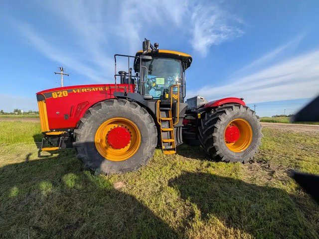 2026 Versatile 620 Tracteur