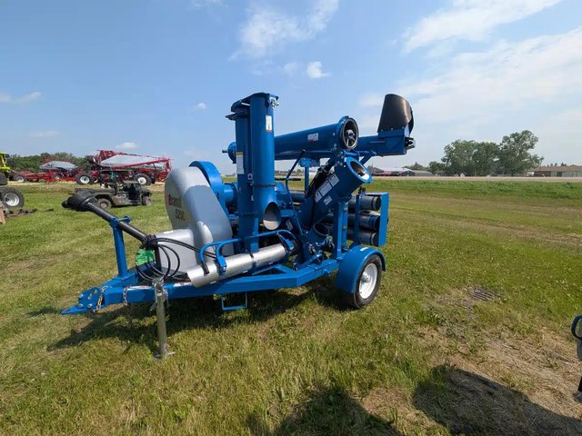 2024 Brandt 5200EX transporteur de grain