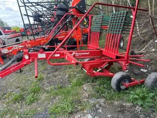 2018 Kubota 9447T râteau