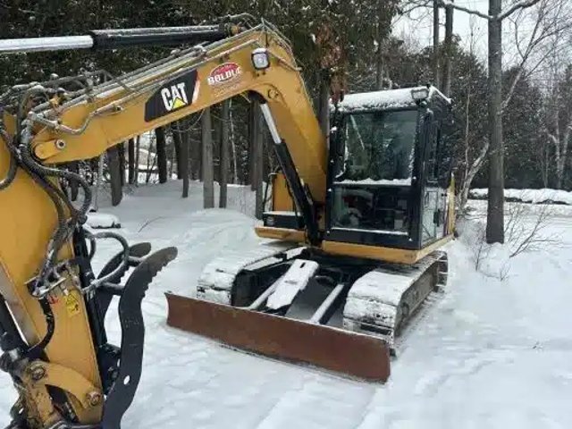 2017 Caterpillar 307E2 Excavatrice