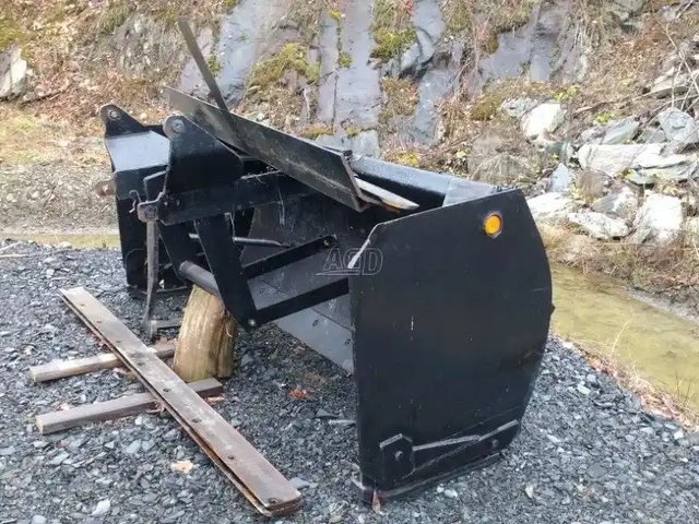 Home Built Gratte
