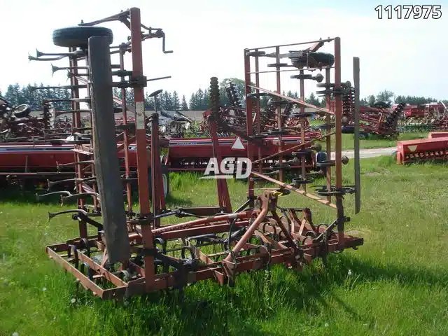 Kongskilde 18' Cultivateur