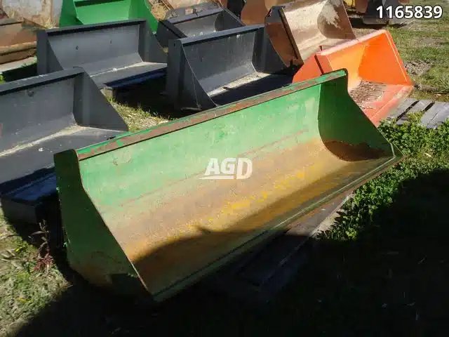John Deere 60" Godet (bucket)