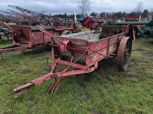 Massey Harris Ground Drive Épandeur à fumier