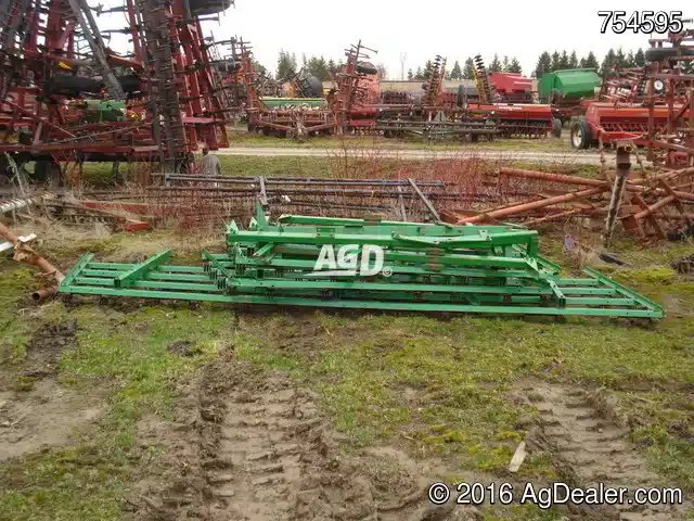 John Deere 30' Herse