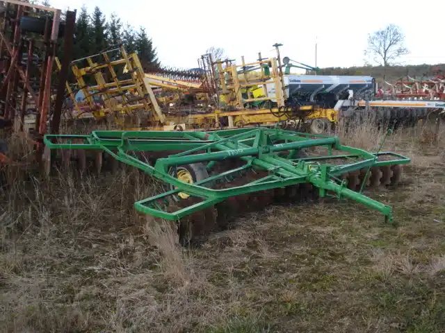 John Deere 15' Disque
