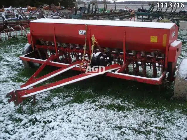 Massey Ferguson 17 Run Semoir