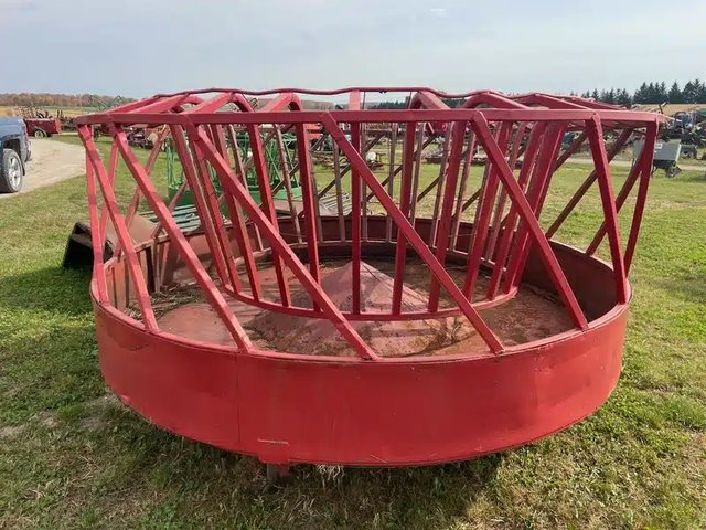 Martin Round Bale Mangeoire extérieur linéaire