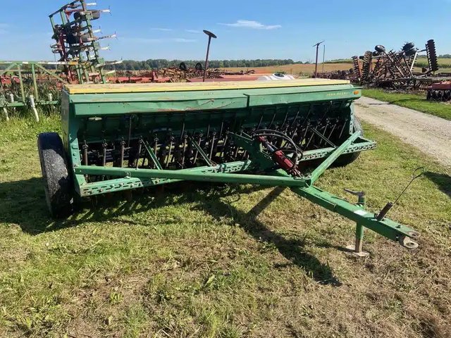 John Deere 8350 Semoir