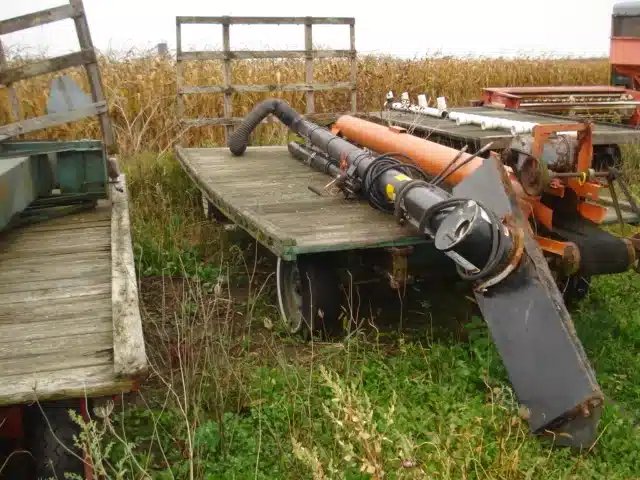 Unverferth 14FT Fertilizer Vis à grain