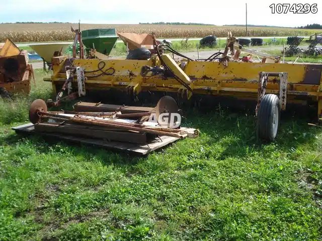 Johnson 198" Bedder-Tiller-Hiller - Motoculteur