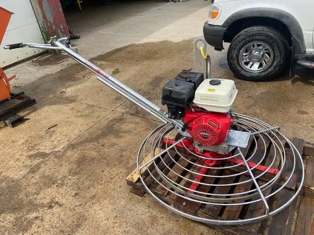 Walker Power Trowel - 44" - Concrete Outils