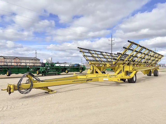 2016 Degelman SWATHMASTER PRO 100 Herse