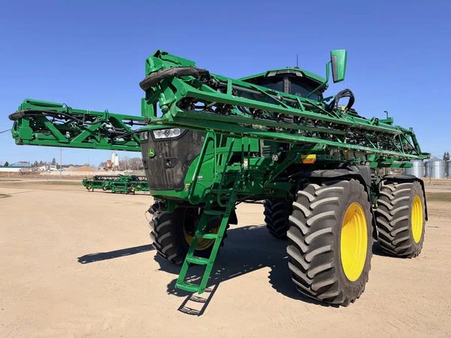 2023 John Deere 412R Arroseur - Automoteur